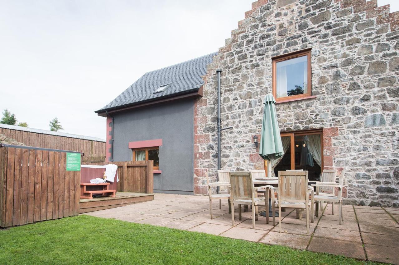 The Granary With Hot Tub Villa Forgandenny Eksteriør bilde